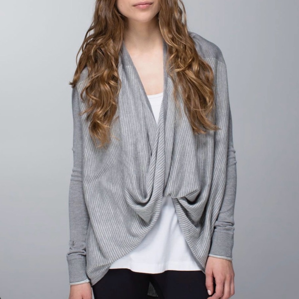 Lululemon Iconic Wrap Sweater Grey Size 2